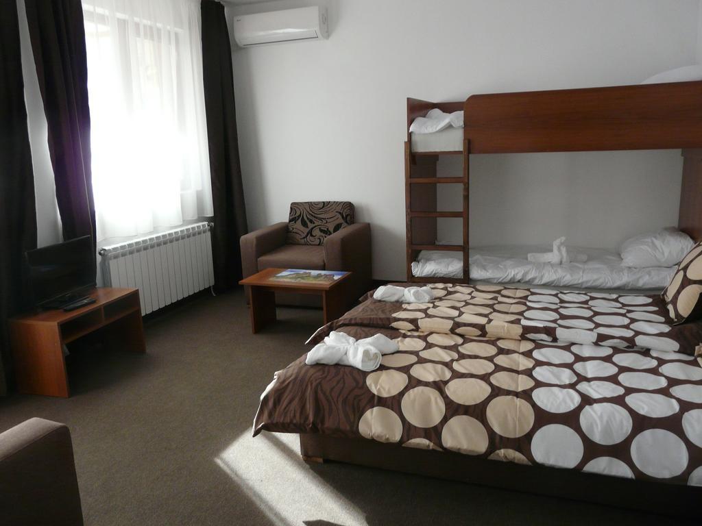 Yuliya Guest House Saparewa Banja Zewnętrze zdjęcie