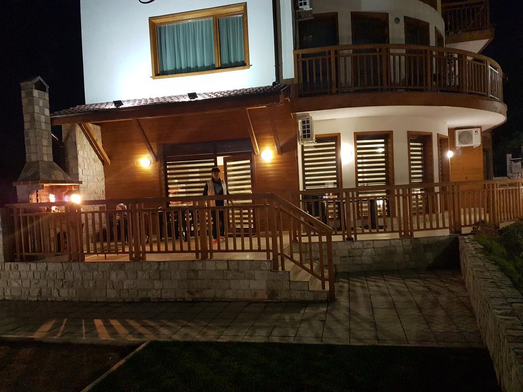 Yuliya Guest House Saparewa Banja Zewnętrze zdjęcie